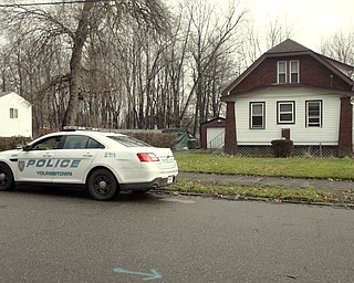        ROBERT K. YOSAY  | THE VINDICATOR..an armed intruder was thwarted by the home owner on Cain St in Youngsotwn