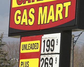 William D. Lewis The Vindicator  Gateway GasMart on Market St in Youngstown,  12/29/14.