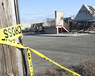 William D Lewis The Vindicator Arson destroyed hotel in Liberty 12-30-14.