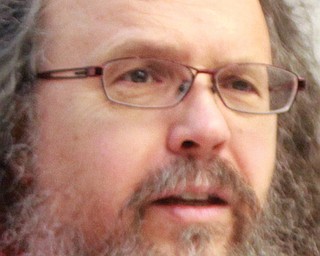 Dr. Ray Beiersdorfer delivers a lecture January 28, 2015 at YSU.