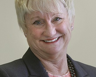        ROBERT K. YOSAY  | THE VINDICATOR..Karen Conklin, red cross of the MV director