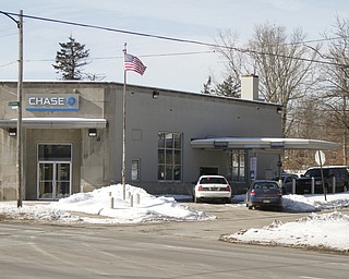        ROBERT K. YOSAY  | THE VINDICATOR..Chase Bank on  Market Street and Florida