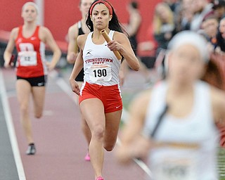 Jeff Lange | The Vindicator  Youngstown's Nina Grambling (190) finishes off her leg of the women's 4x400 meter relay during the Horizon League indoor track Championship at YSY.