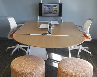        ROBERT K. YOSAY  | THE VINDICATOR..Ohio Desk, on Market St in Boardman a mostly commercial desk company based in Cleveland, recently updated its showroom and it has expanded its offerings to local customers here...