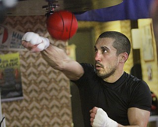 William D. Lewis The Vindicator Jake Giuriceo trains at Burnside Boxing in Struthers 4-6-15.