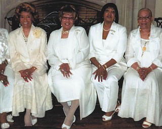 SPECIAL TO THE VINDICATOR
The Youngstown Chapter of the Links, Inc. will celebrate its 60th anniversary at a dinner and dance on Sept. 26. Officers of the chapter, from left, are Krishmu Shipmon, vice president; Anne Cobbin, president; Janice Beachum, recording secretary; Margaret Staples, financial secretary; and Sarah Brown-Clark, parliamentarian. Not shown are Monica Hoskins-Vann, treasurer, and Juanita Davis, corresponding secretary.