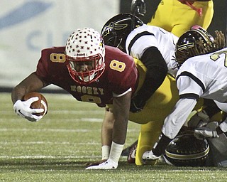 William D. Lewis The Vindicator Mooney's Ray Anderson(8) stretches for yardage during 1rst half action 10-15-15 at Stambaugh