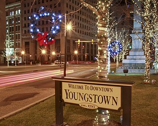 William D Lewis The Vindicator  Downtown Youngstown light up for the holidays.