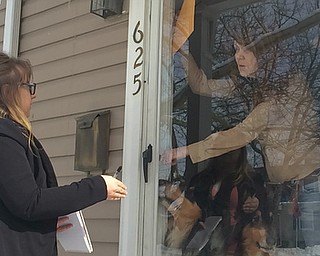      ROBERT K. YOSAY  | THE VINDICATOR..Karen Cunningham  of 625  Meadowbrook Ave - gets the .w Amanda Tonoli ..--30-...