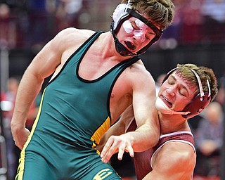 COLUMBUS, OHIO - MARCH 4, 2016: Michael Carpenter of St. Edwards breaks free from the control of Mario Graziani of Boardman during their 160lb Division I championship bracket bout Friday afternoon at Schottenstein Center. DAVID DERMER | THE VINDICATOR