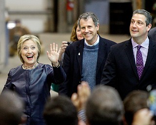      ROBERT K. YOSAY  | THE VINDICATOR..Former Secretary of State Hillary Clinton with Sherrod Brown and Congressman Tim Ryan  at M7 Technologies. ..--30-...     ROBERT K. YOSAY  | THE VINDICATOR..Former Secretary of State Hillary Clinton with Sherrod Brown and Congressman Tim Ryan  at M7 Technologies. ..--30-...