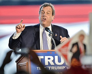 Jeff Lange | The Vindicator  MON, MAR 14, 2016 - New Jersey Governor Chris Christie introduces Republican presidential candidate Donald Trump during Trump's presidential campaign rally in Vienna Monday night.