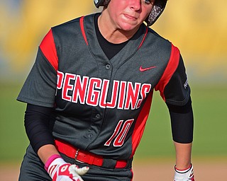 KENT, OHIO - APRIL 27, 2016: Jordan Macey #10 of YSU advances to third base on a base hit in the fifth inning of game two Wednesday night at the Diamond at Dix. Kent State won game two 3-2. DAVID DERMER | THE VINDICATOR