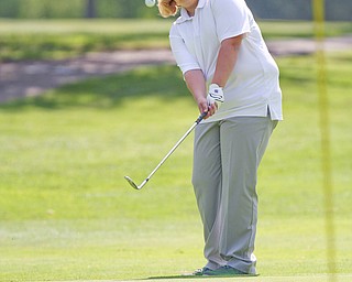 William D. Lewis The vindicator  Erika Hoover competes in GGOV junior qualifier 5/22/16 at Pines Lakes in Hubbard.