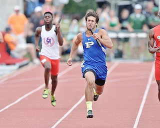 Jeff Lange | The Vindicator SAT, JUN 4, 2016 - Poland's Gino Centofanti (right center) leads the group down the final 100 meters as he sprints to the finish in the boys 4x100 meter relay during Saturday's OHSAA State Track and Field tournament in Columbus.