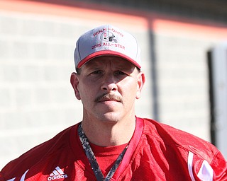 Nikos Frazier | The Vindicator..Marcus Walter's father, Dwayne Walter, poses for a photo at Springfield High School in New Middleton.
