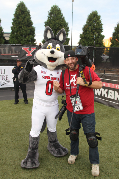 Nikos Frazier | The Vindicator..at Stambaugh Stadium in Youngstown on Saturday, Oct. 1, 2016. Youngstown State University would go on to win, 30-20 against University of South Dakota.