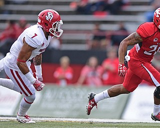 YOUNGSTOWN, OHIO - OCTOBER 1, 2016: Running back Jody Webb #20 of YSU runs the ball in the open field after avoiding Adam Harris #7 of South Dakota during the first half of their game Saturday afternoon at Stambaugh Stadium. YSU won 30-20. DAVID DERMER | THE VINDICATOR