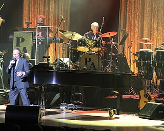 William D. Lewis The Vindicator  Singer Paul Anka at DeYor Performing Arts Center for a concert Oct 12, 2016.