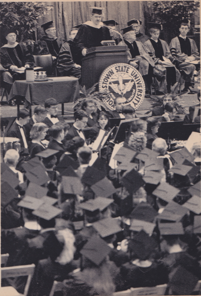ASTRONAUT RONALD A. PARISE ADDRESSES YSU GRADUATED DURING WINTER COMMENCEMENT SATURDAY, MARCH 23, 1996 AT THE BEEGHLY CENTER. (The Vindicator File Photo | Bruce Palmer)