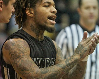 William D. Lewis The vindicator  HArding's Lynn Bowden(4)  during 12022016 action at Boardman.