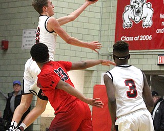 Struthers guard Carson Ryan(2) goes for the layup during the second quarter as The Struthers Wildcats takes on the Edgewood Warriors at the Struthers High School Fieldhouse in Struthers on Tuesday, Jan. 3, 2017. Struthers won, 55-45...(Nikos Frazier | The Vindicator)..