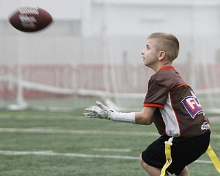 Browns center Anthony Bengala(10) of Berlin Center watches the ball sail into his arms during practice at the Watson and Tressel Training Site at Youngstown State University in Youngstown on Thursday, Jan. 5, 2017. ..(Nikos Frazier | The Vindicator)..