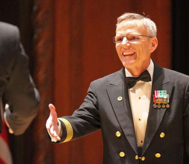 William D Lewis the vindicator  USN Capt. Kenneth C. Collins, commanding officer of US Navy Band,  during 3-14-17 concert at Stambaugh Auditorium in Youngstown.