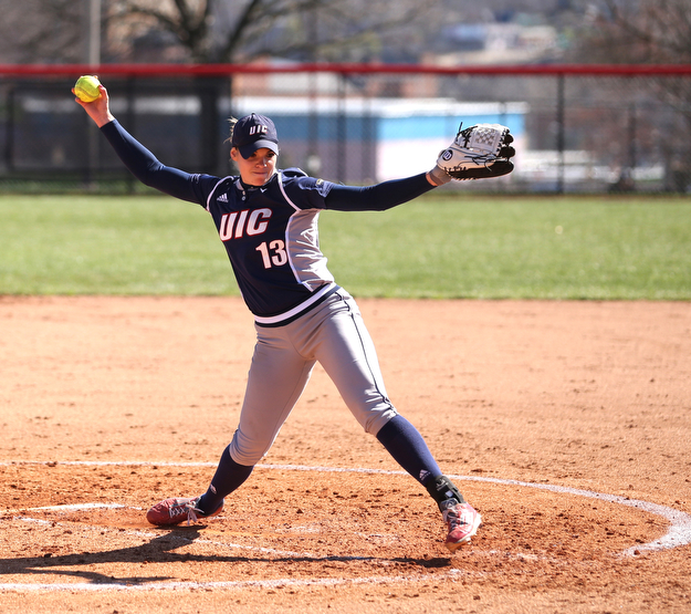 UIC pitcher Elaine Heflin(13) pitches during the 3rd inning as the the UIC Flames  take on the Youngstown Penguins, Saturday, April 8, 2017 at the YSU Softball Field. ..(Nikos Frazier | The Vindicator)..