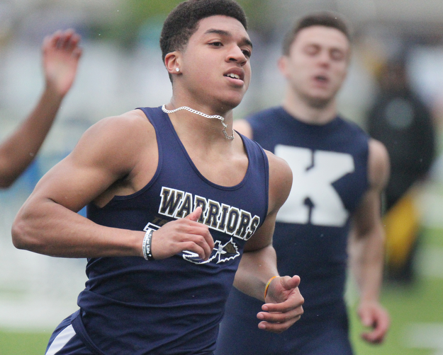 William D Lewis The Vindicator Brookfield's Xavier Bailey wins boys 100 meter dash during Trumbull Track Meet at Lakeview 5-4-17
