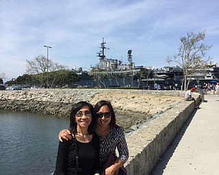 Veronica Smith of Canfield visits with her daughter, Jackie DiGiovanni of Pasadena, Calif.