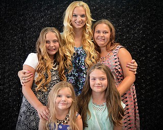 Mom Lisa gathers her brood, including MacKenzie, Zoey, Ali and Mariah. They are from Vickery, Ohio.