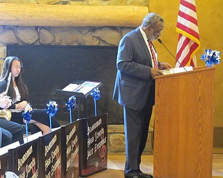 Neighbors | Alexis Bartolomucci.Keynote speaker Attorney Edward Gilbert spoke to the guests at the Pinwheels for Prevention event on April 3 at Boardman Park.