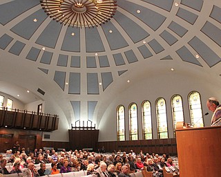 William D Lewis The Vindicator Rabbi Franklin Muller speaks during 150th anniversary celebration at Congregation Rodef Shalom in Younstown 5-12-17.