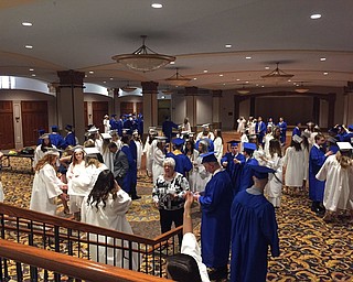 Hubbard Class of 2017 gets ready for its graduation ceremony 