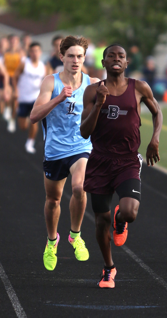 Boardman's Chris Butler(709) competes in the boys 1600 meter run final during the Division 1 Region 1 Track & Field Championships, Friday, May 26, 2017 at Austintown High School in Austintown. The run was later reran...(Nikos Frazier | The Vindicator)..