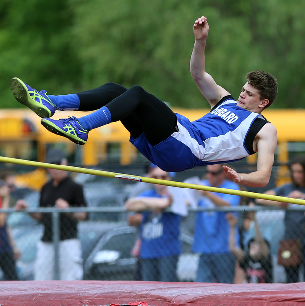 MICHAEL G TAYLOR | THE VINDICATOR- 05-27-16 - D2 Track & Field Regional at Austintown Fitch High School in Austintown, OH.Boy'shigh jump, Hubbard's Jared Southern misses his attempt.