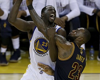 In Game 1 of the NBA Finals, the Golden State Warriors knocked off the Cleveland Cavaliers 113-91.