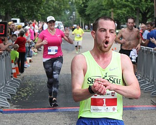 William D Lewis The Vindicator  Youngstown Marathon winner Tony Migliozzi of North C06042017 wdl marathon migliozzi a..anton.