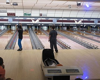 Neighbors | Alexis Bartolomucci.Students from Robinwood Lane Elementary rolled their bowling balls down the lane at Boardman Lanes during the fourth-grade field trip.
