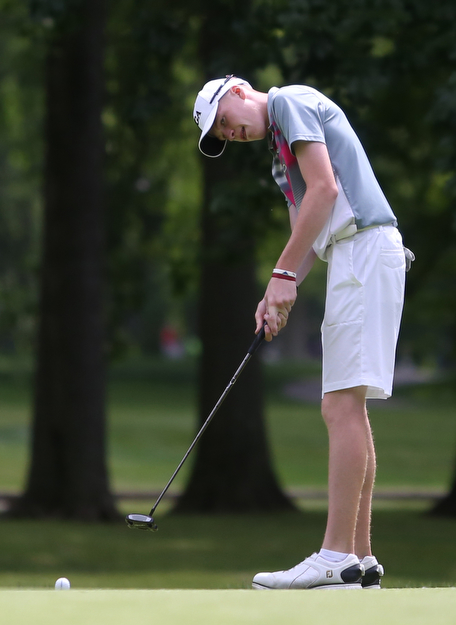 Conner Stevens putts on hole 4 during the first round of the AJGA Mill Creek Foundation Junior All-Star, Tuesday, June 2017, 2017 at Mill Creek Golf Course. ..(Nikos Frazier | The Vindicator)..