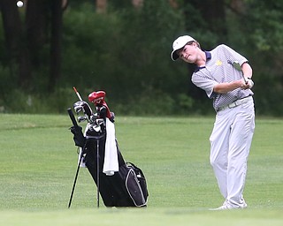 Jude Cummings of Pittsford, N.Y. chips on hole 18 during the third and final round of the AJGA Mill Creek Foundation Junior All-Star, Thursday, June 22, 2017 at Mill Creek Golf Course. ..(Nikos Frazier | The Vindicator)..