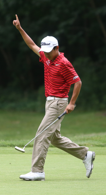 Aaron Du of Lake Mary, Fla. reacts after a birdie on hole 18 during the third and final round of the AJGA Mill Creek Foundation Junior All-Star, Thursday, June 22, 2017 at Mill Creek Golf Course. ..(Nikos Frazier | The Vindicator)..