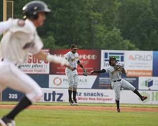 West Virginia Black Bears second baseman Gift Ngoepe (29) fires towards first to out the runner in the second inning as the Mahoning Valley Scrappers take on the West Virginia Black Bears, Thursday, July 6, 2017, at Eastwood Field in Niles. ..(Nikos Frazier | The Vindicator)..