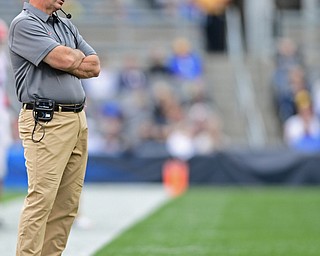 PITTSBURGH, PENNSYLVANIA - SEPTEMBER 2, 2017:  Youngstown State head coach Bo Pelini reacts on the sideline during the first half of their game Saturday afternoon at Heinz Field. Pitt won 28-21 in overtime. (DAVID DERMER | THE VINDICATOR)