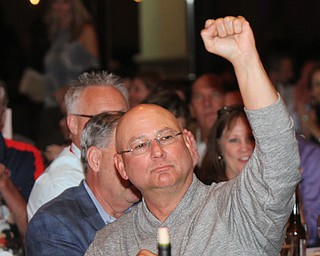 William D Lewis The vindicator Indians Mgr Terry Francona during Magic of Michael event 9-13-17 at Lake Club.