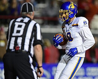 South Dakota State wide receiver Jake Wieneke(19) secures the ball in the end zone to score a touchdown during the first half of their game Saturday, Sept. 30, 2017, at Stambuagh Stadium in Youngstown, Ohio. ..(David Dermer | The Vindicator)..