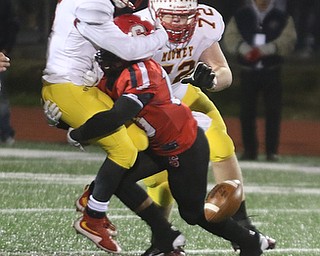   ROBERT K YOSAY  | THE VINDICATOR..Cardinal Mooney vs Steubenville Big Red at Salem Stadium...-30-