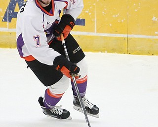 Youngstown Phantoms left wing Eric Esposito (7) skates towards the net to attempt a shot during the first period of a USHL hockey game against the Muskegon Lumberjacks, Wednesday, Nov. 22, 2017, at the Covelli Centre in Youngstown. Phantoms won 7-3...(Nikos Frazier | The Vindicator)..