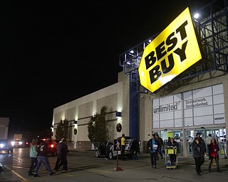 Customers walk into the store during Black Friday shopping, Thursday, Nov. 23, 2017, at the Best Buy in Boardman...(Nikos Frazier | The Vindicator)